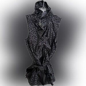 STUNNING! Isadora ruffled sleeveless wrap blouse in black & grey animal print(6)
